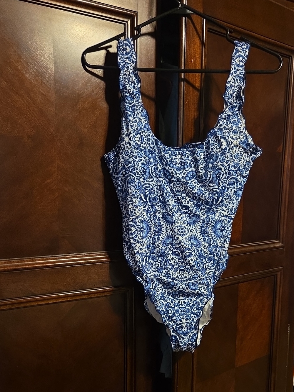 Daniel Cremieux Blue Paisley Scoop One-Piece‎ Swim Bodysuit